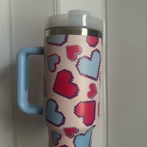 Heart Pattern Travel Mug